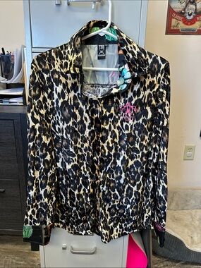 Thunderbird Leopard Print Button-Up Shirt with Pink Logo